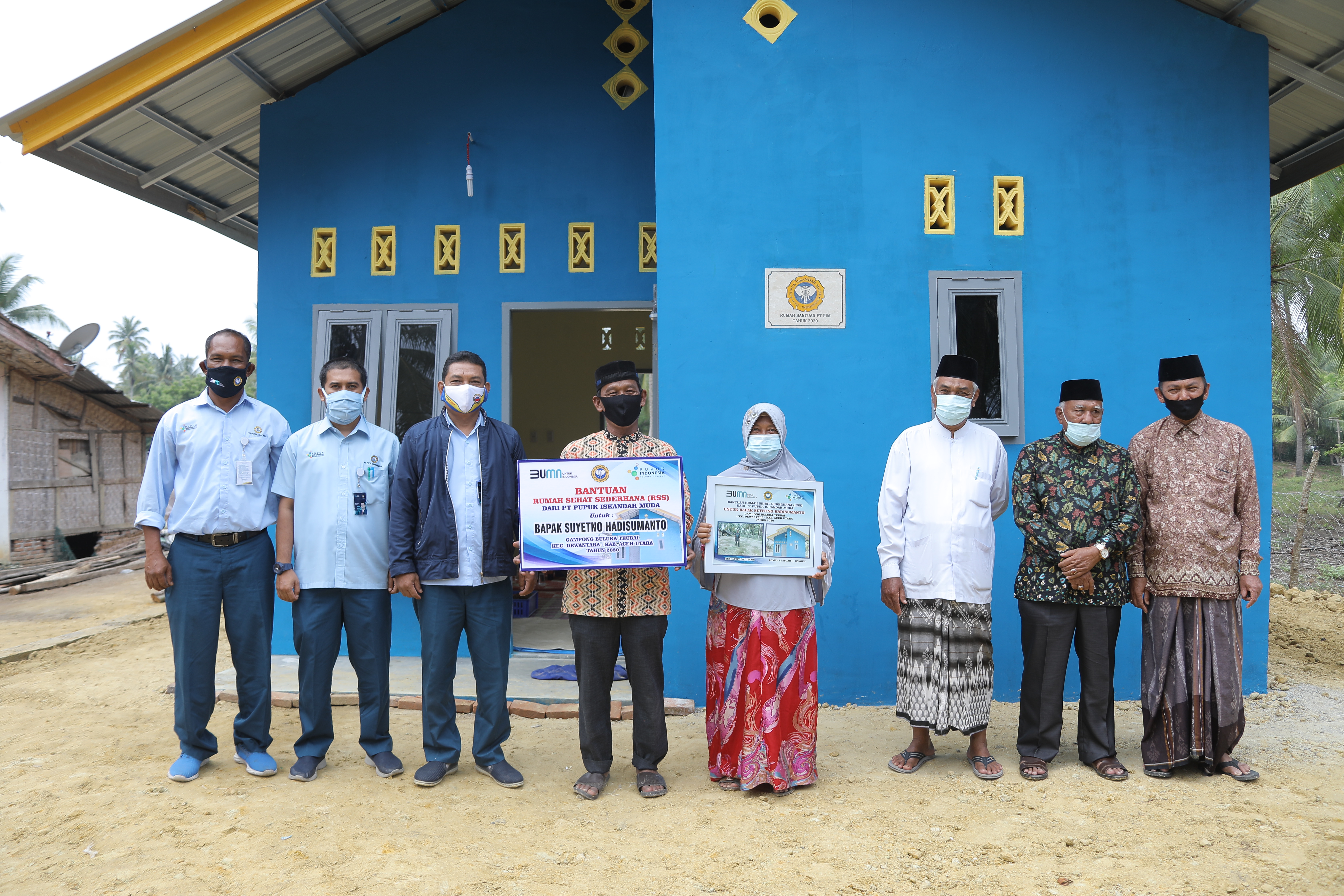 PIM Serahkan Dua Rumah Sehat Sederhana (RSS) untuk Warga Desa Lingkungan Perusahaan